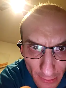 UpbeatXiphias online show from April 2026 05:09:01 AM