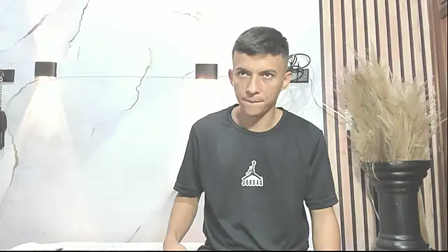 DilanAndKing online show from May 2026 01:31:02 PM