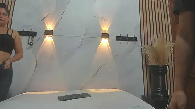 Snapshot of DilanAndKing chatting on April 2026 01:14:01 PM DilanAndKing online show from April 2026 01:14:01 PM