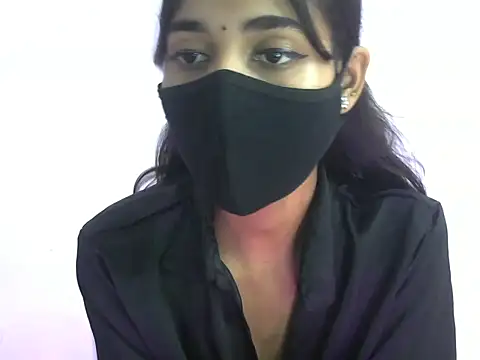 Shanaya xo online show from July 2026 03:02:02 PM