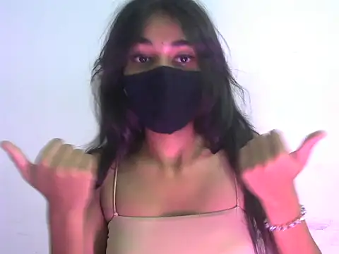 Shanaya xo online show from July 2026 06:03:02 PM