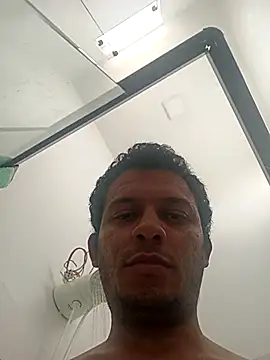Snapshot of alberto_marques chatting on May 2026 07:08:02 PM alberto marques online show from May 2026 07:08:02 PM