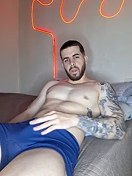 leoxxxgato online show from May 2026 05:11:02 PM