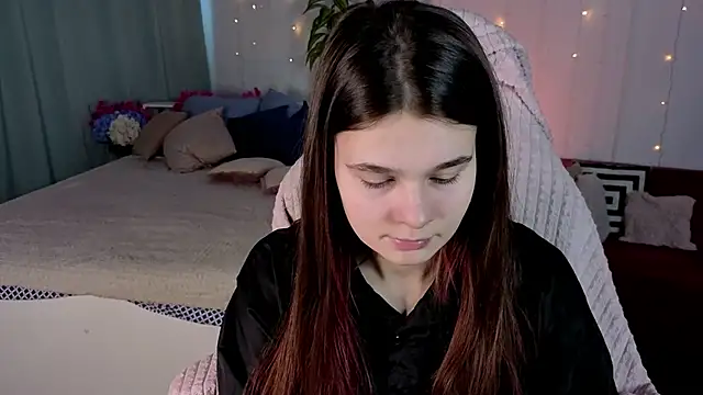 Kacey Love online show from April 2026 01:23:02 PM