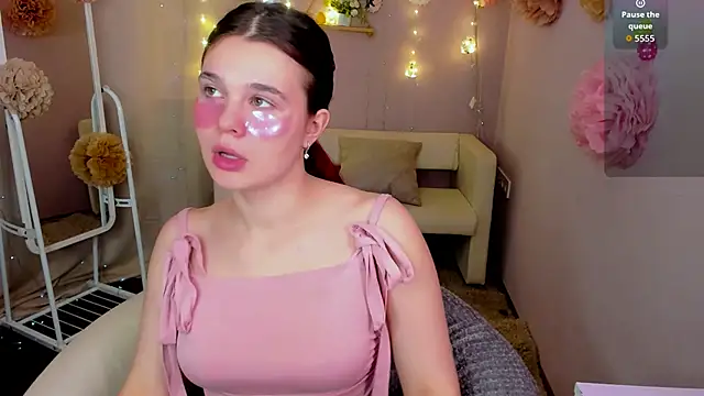Kacey Love online show from May 2026 05:47:02 AM