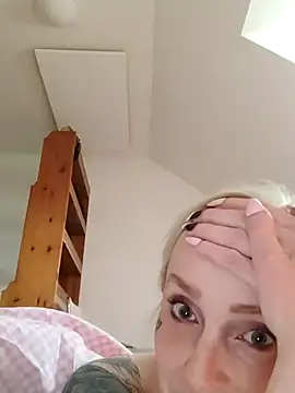 LadyFontaine online show from April 2026 05:45:02 AM