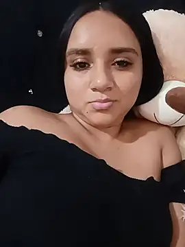 Snapshot of Valentina_Narvaez chatting on July 2026 06:27:02 PM Valentina Narvaez online show from July 2026 06:27:02 PM
