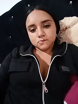 Snapshot of Valentina_Narvaez chatting on June 2026 05:19:01 PM Valentina Narvaez online show from June 2026 05:19:01 PM