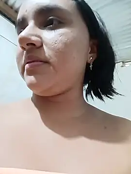 Snapshot of Valentina_Narvaez chatting on June 2026 10:33:01 PM Valentina Narvaez online show from June 2026 10:33:01 PM