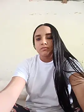 Snapshot of Valentina_Narvaez chatting on June 2026 07:46:02 PM Valentina Narvaez online show from June 2026 07:46:02 PM