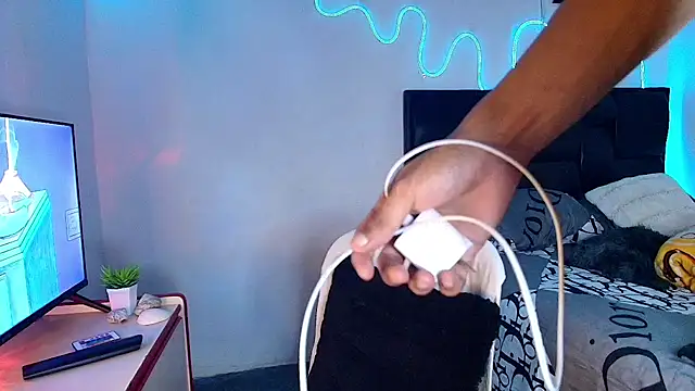 Ethan Noa online show from April 2026 07:20:01 PM