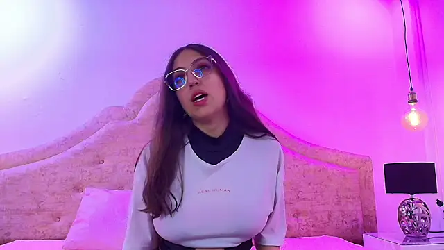 sweetlyundone online show from April 2026 07:40:02 PM