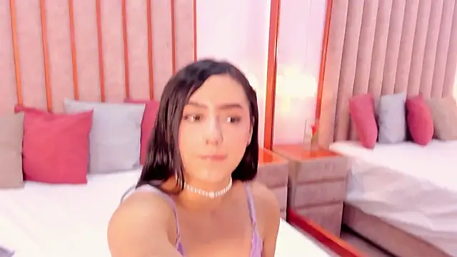 Zoe Monrow online show from July 2026 12:16:02 PM