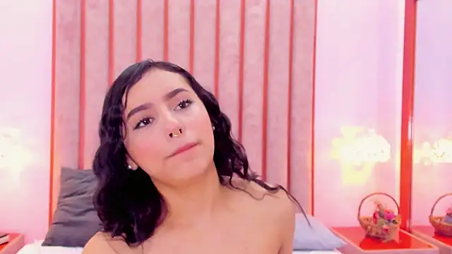 Zoe Monrow online show from May 2026 12:22:02 PM