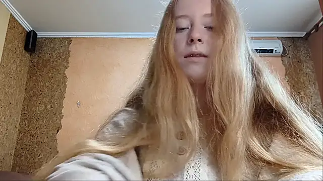 Snapshot of KateVibe_01 chatting on June 2026 12:38:02 AM KateVibe 01 online show from June 2026 12:38:02 AM