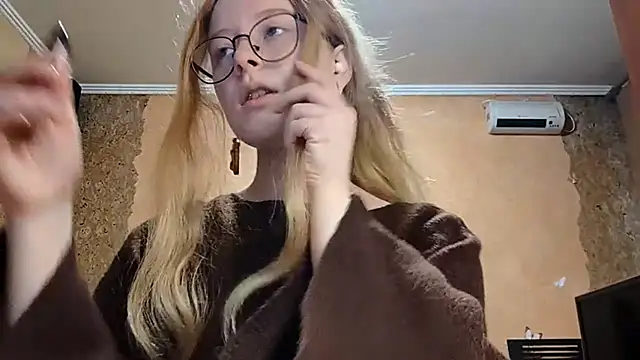 KateVibe 01 online show from May 2026 01:26:08 AM