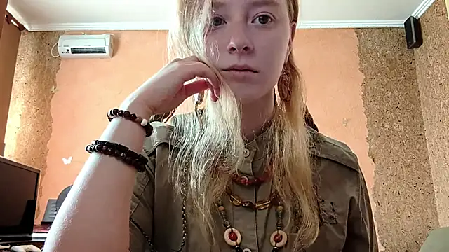 KateVibe 01 online show from April 2026 11:21:01 PM