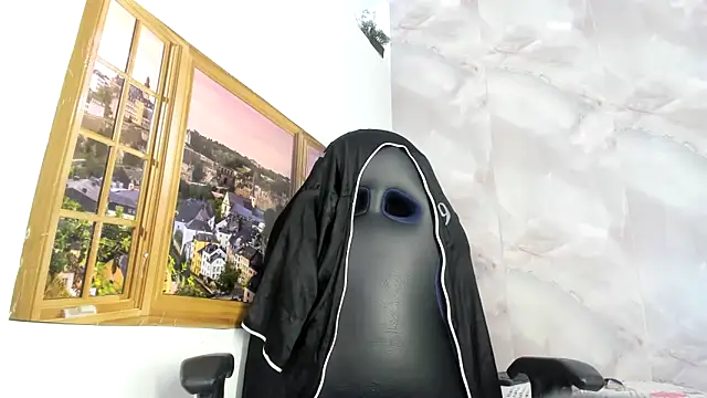 EllyBloom online show from June 2026 01:39:02 PM