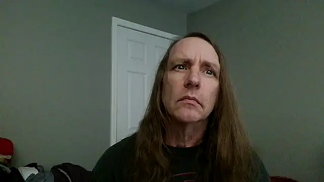 Magnus Luv online show from July 2026 04:39:02 PM