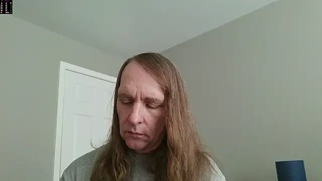 Magnus Luv online show from June 2026 02:33:01 PM
