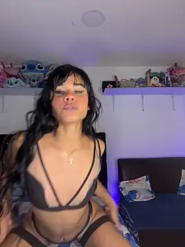 ChloeFox2 online show from April 2026 03:52:01 AM