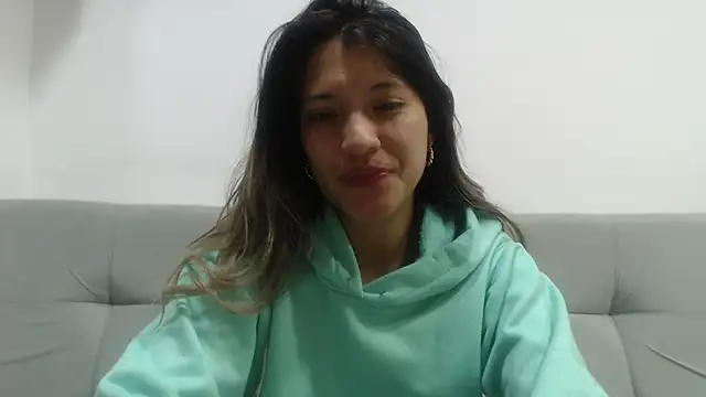 Snapshot of hannajonnes1 chatting on April 2026 01:01:01 AM hannajonnes1 online show from April 2026 01:01:01 AM