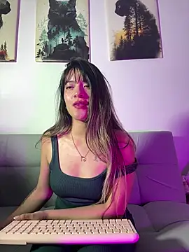hannajonnes1 online show from May 2026 01:53:02 AM
