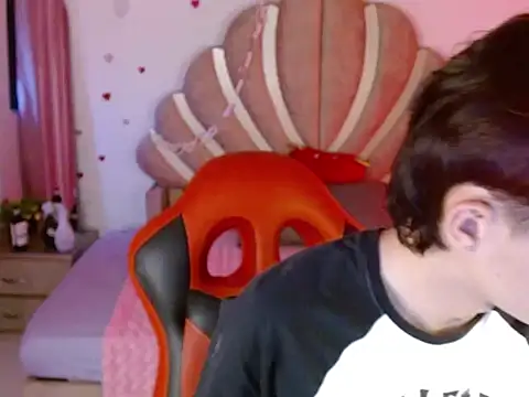 Marco fox723 online show from April 2026 06:02:01 PM