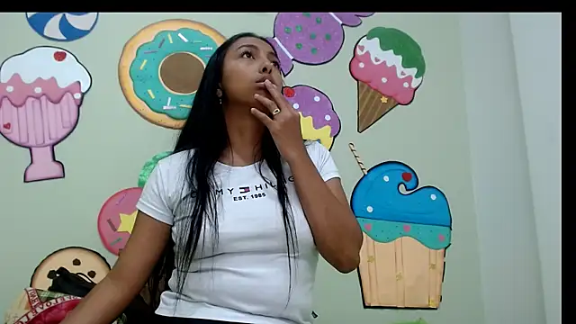 pamelaskiny20 online show from April 2026 12:56:02 AM