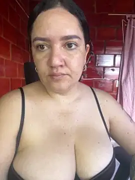 Fresita-12 online show from June 2026 07:44:02 PM