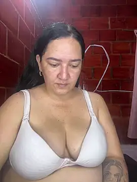 Fresita-12 online show from May 2026 04:27:01 PM