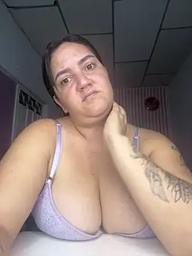 Fresita-12 online show from April 2026 11:55:01 PM