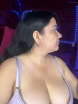 Fresita-12 online show from June 2026 05:45:01 AM