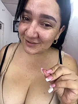 Fresita-12 online show from May 2026 02:50:01 AM
