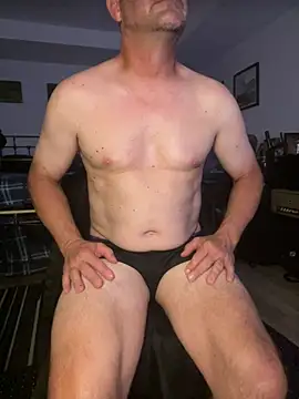 GeetarLuvver online show from July 2026 01:25:02 AM