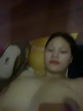 Snapshot of __Sunflower__ chatting on June 2026 05:07:02 AM Sunflower online show from June 2026 05:07:02 AM