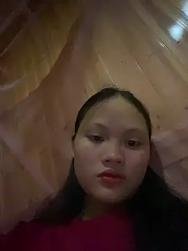 Snapshot of __Sunflower__ chatting on April 2026 01:14:02 PM Sunflower online show from April 2026 01:14:02 PM