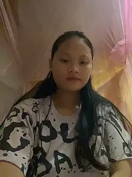 Snapshot of __Sunflower__ chatting on May 2026 06:06:02 AM Sunflower online show from May 2026 06:06:02 AM