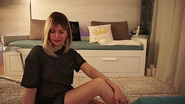 SweetLilTrouble online show from April 2026 09:05:01 PM