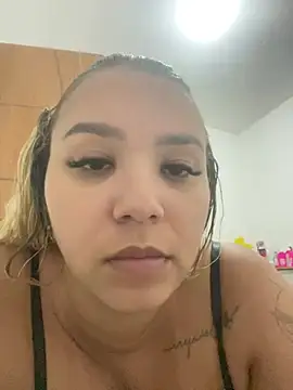 gabyzinha2030 online show from June 2026 10:10:02 PM