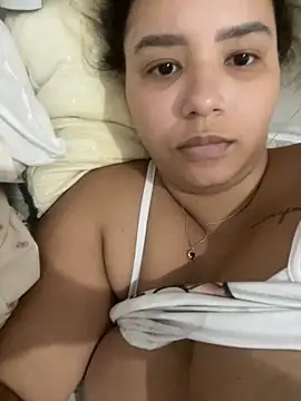 gabyzinha2030 online show from April 2026 01:33:01 AM