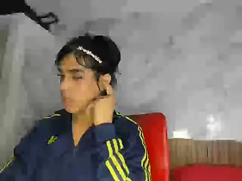 Snapshot of stefani_robles chatting on June 2026 01:11:02 AM stefani robles online show from June 2026 01:11:02 AM