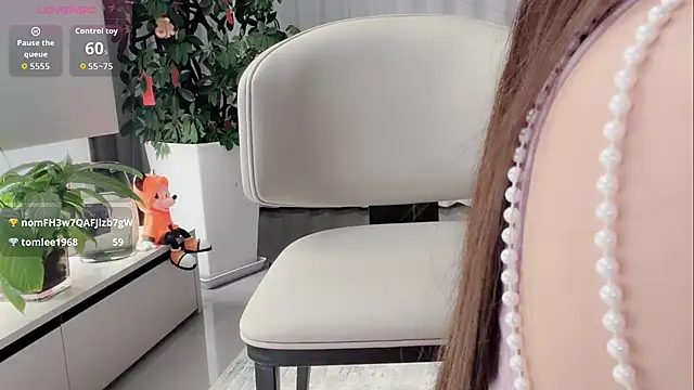 tingting-youu online show from April 2026 03:05:01 PM