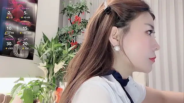 tingting-youu online show from April 2026 01:01:02 PM