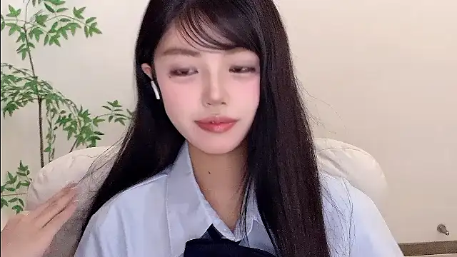 Snapshot of Kitteovo chatting on June 2026 09:42:02 AM Kitteovo online show from June 2026 09:42:02 AM