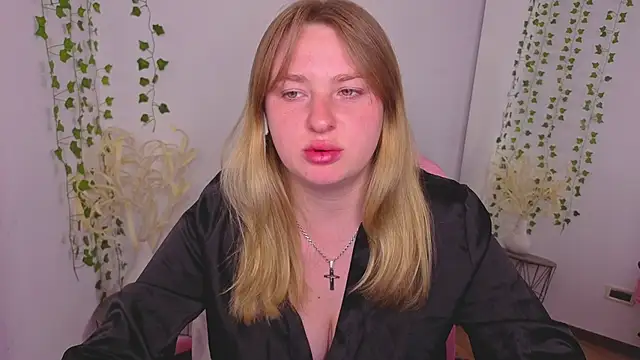 Snapshot of Delicious_sugar chatting on April 2026 12:51:01 PM Delicious sugar online show from April 2026 12:51:01 PM