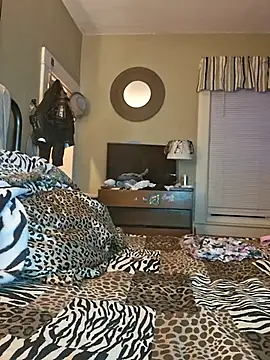 Mijaaaa12121 online show from April 2026 03:41:01 AM