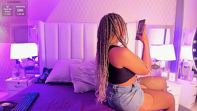 NinaCarter online show from April 2026 04:41:02 AM