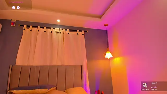 Snapshot of sweetkimmie_ chatting on April 2026 11:14:02 AM sweetkimmie online show from April 2026 11:14:02 AM