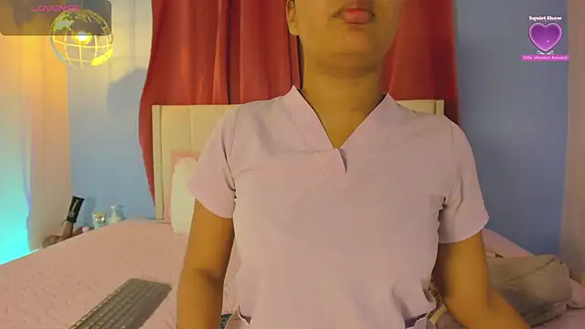 sweetkimmie  online show from May 2026 12:35:01 PM